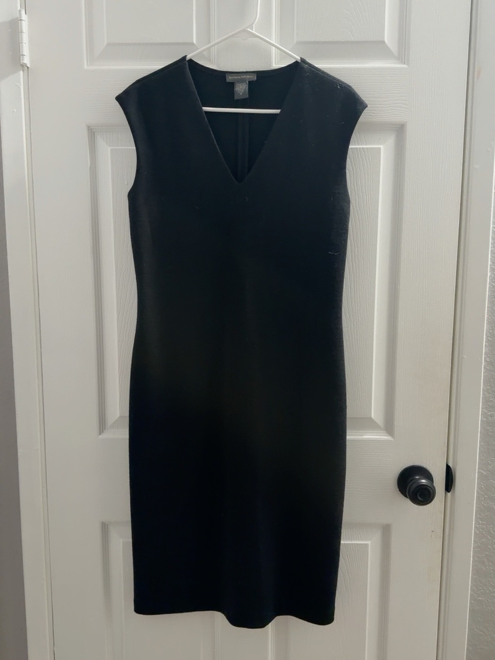 Banana Republic Black V-Neck Sheath Dress